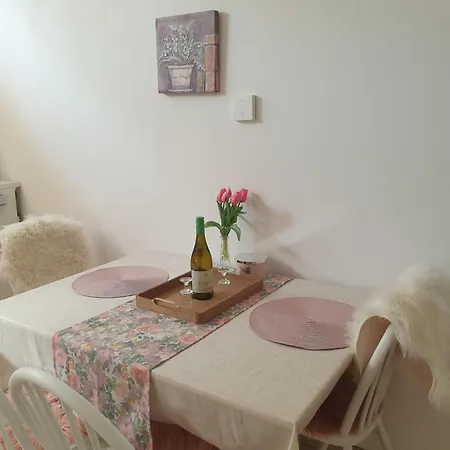 Simay Apartment Balatonalmadi